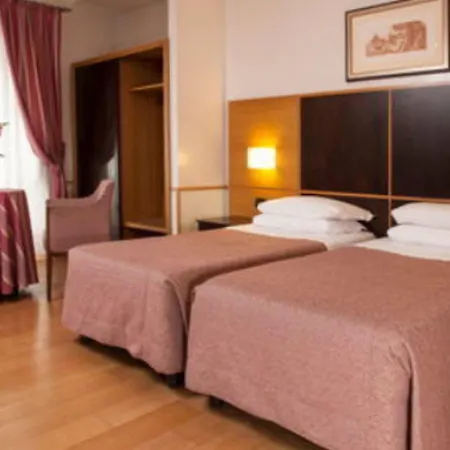 Hotell Piemonte 3*
